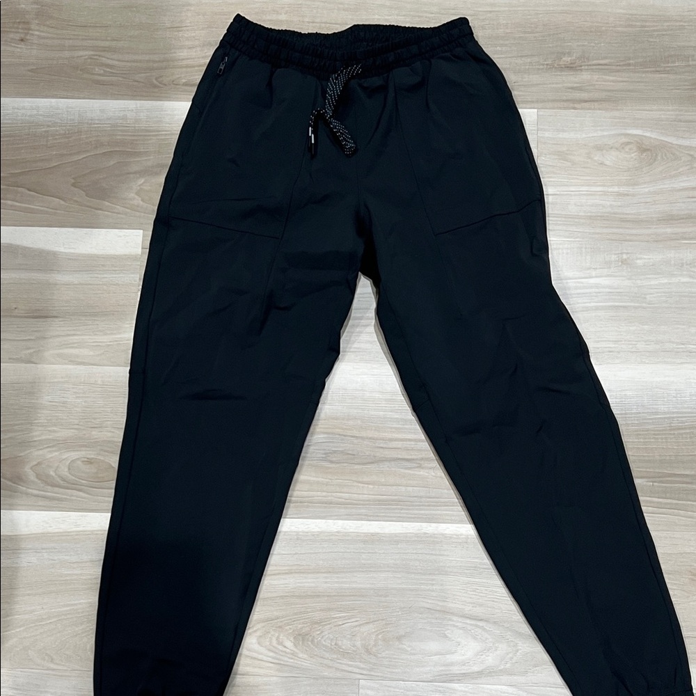 Women’s Black Jogger Pants